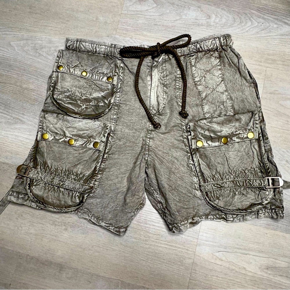 NEW Free People Moon Bay Parachute Shorts, size XS - Picture 3 of 6